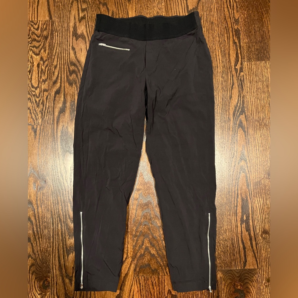 Athleta Black Joggers with Zipper Details – Size 6